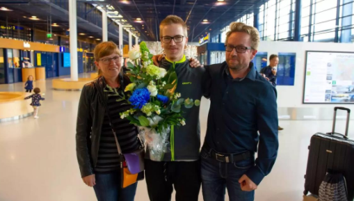 电竞产业持续增长 英特尔等巨头加码布局